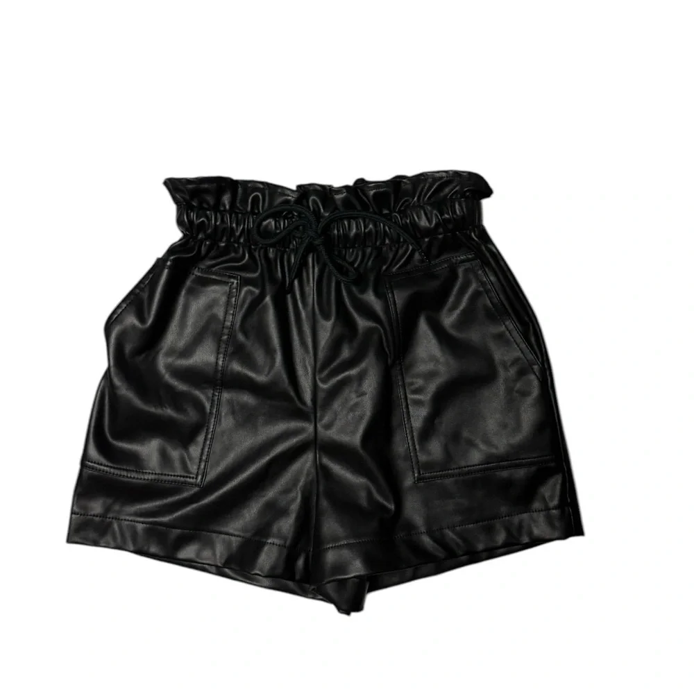 New Urban Outfitters Black Faux Leather High Waist Shorts Size Small